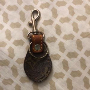 Louis Vuitton Vintage LV Keychain